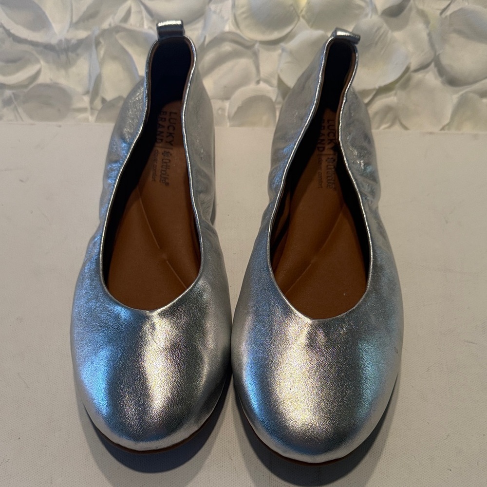 Lucky Brand Metallic Silver Flats